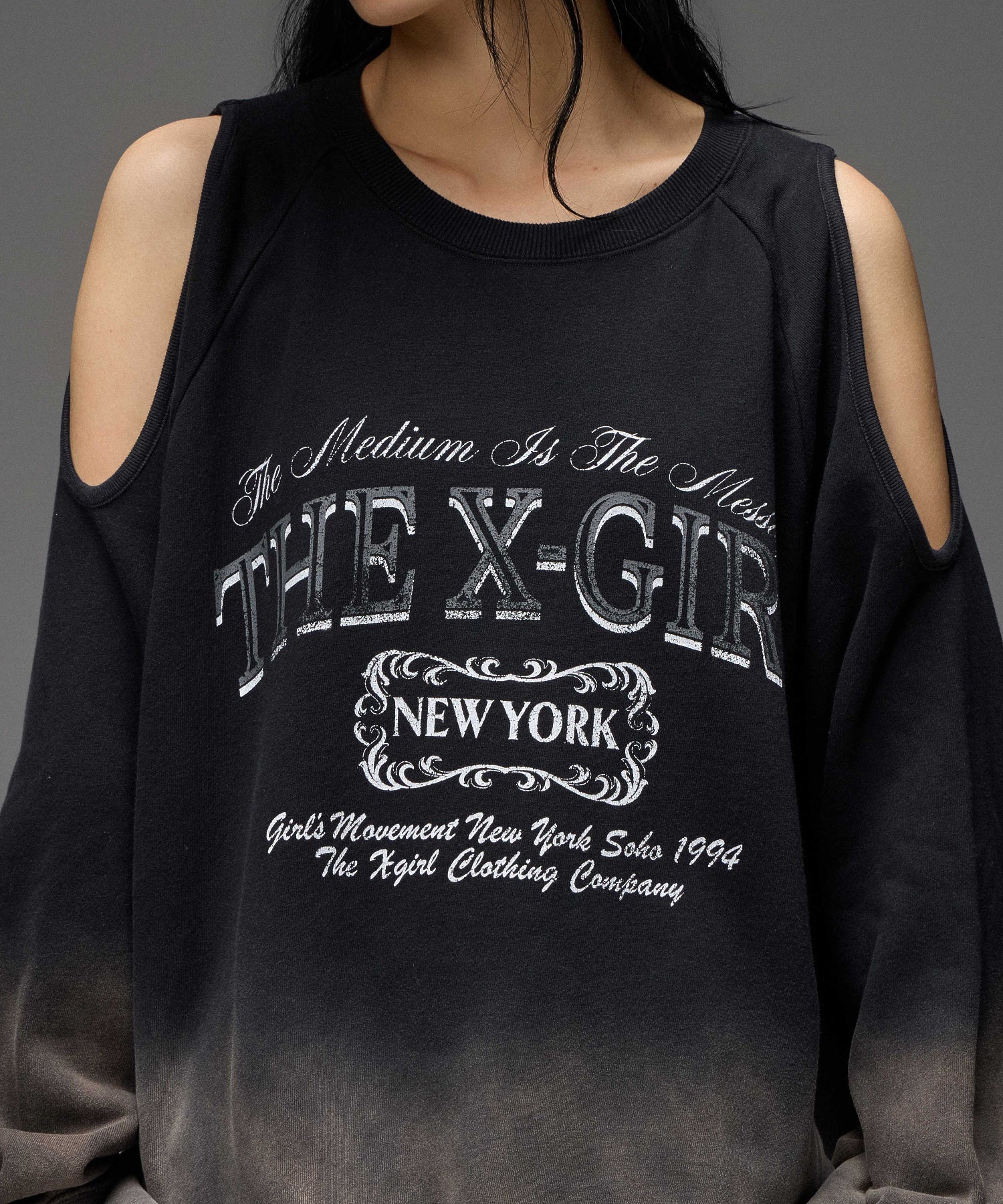 GRADIENT SPRAY OPEN-SHOULDER SWEATSHIRT