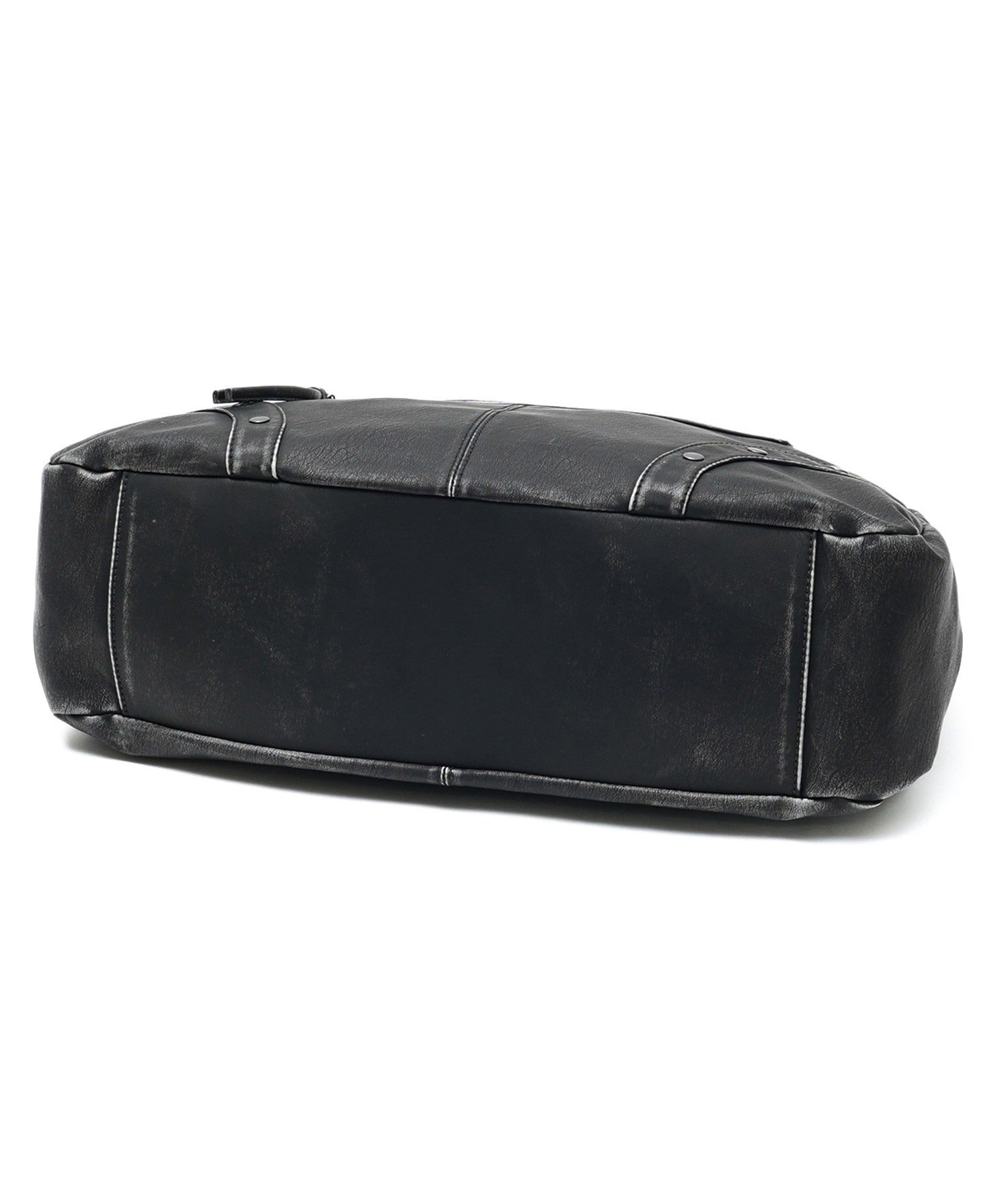 METAL LABEL FAUX LEATHER BAG