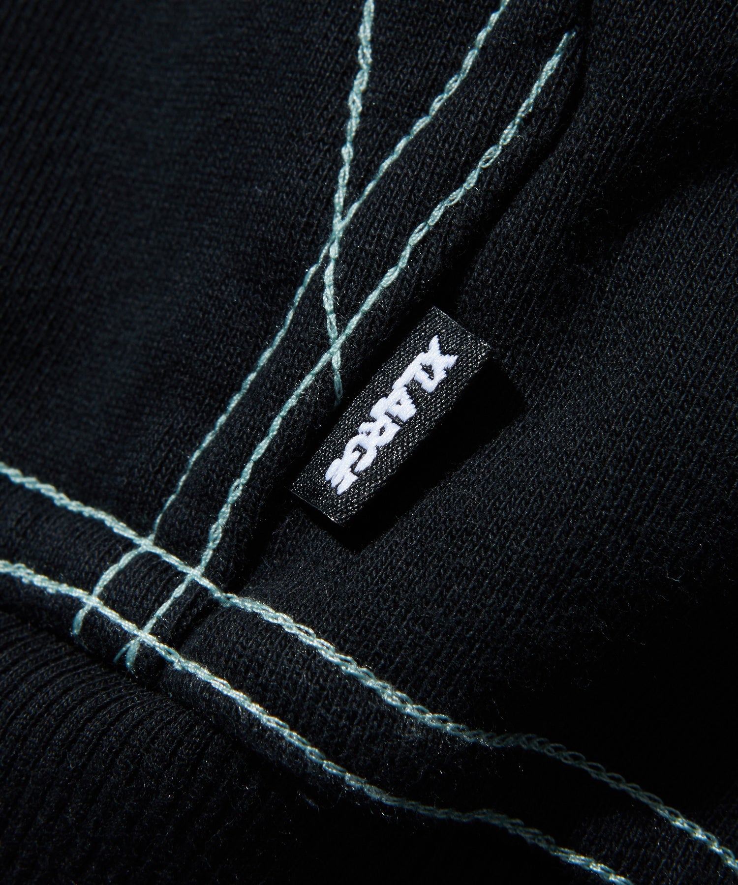 CONTRAST STITCH HOODED SWEATSHIRT