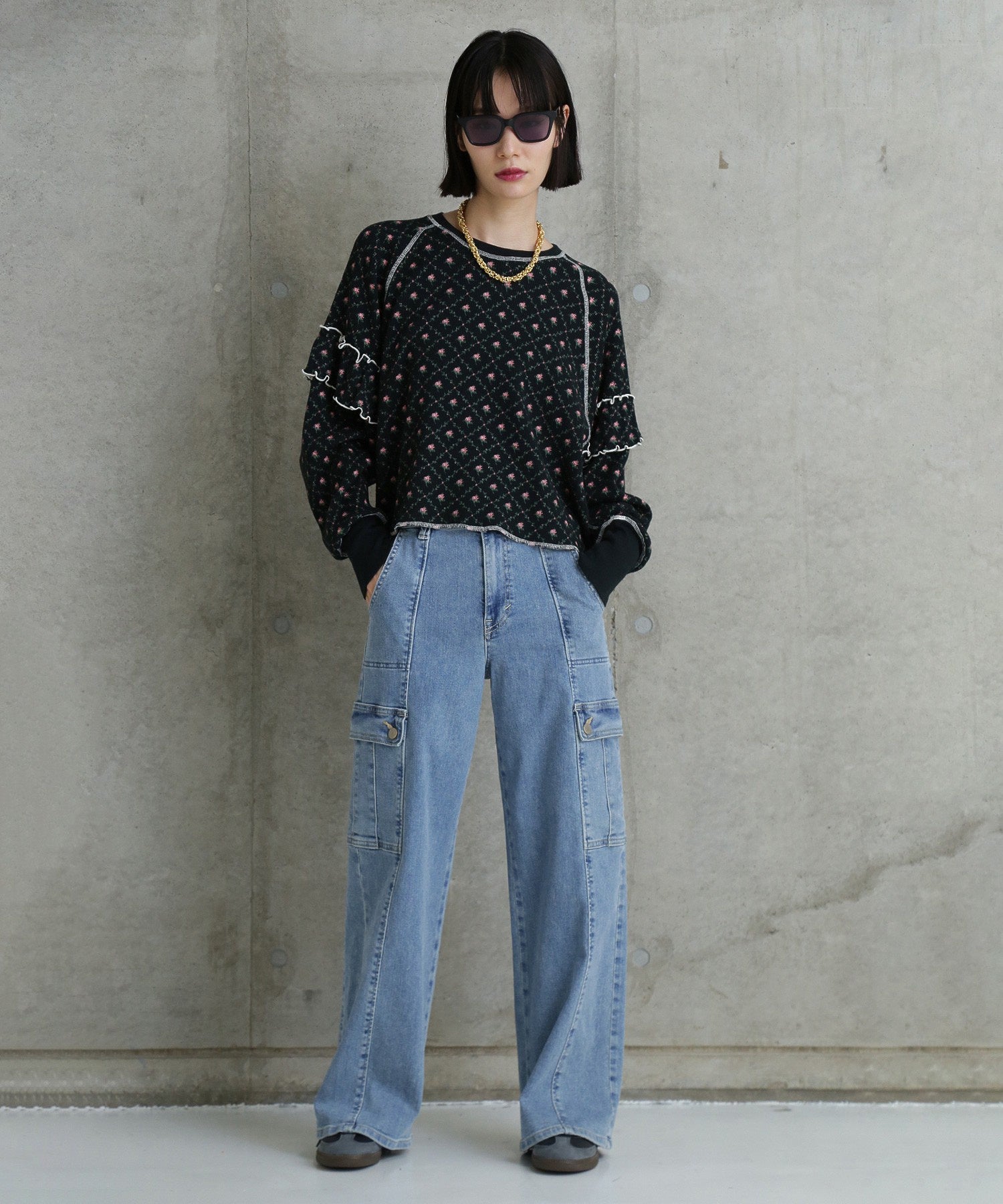 mag.by c/フラワーサーマルトップス