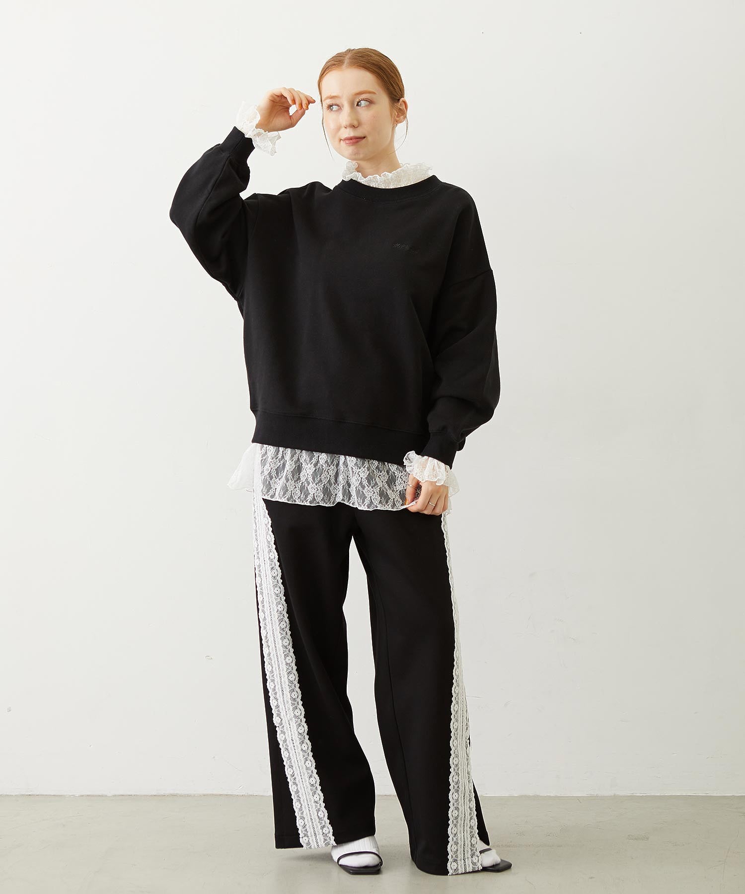 LAYERED LACE TOP