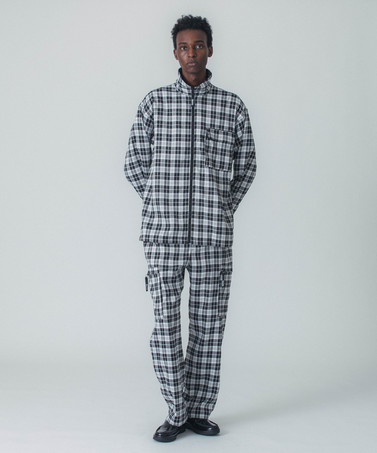 PLAID CARGO PANTS