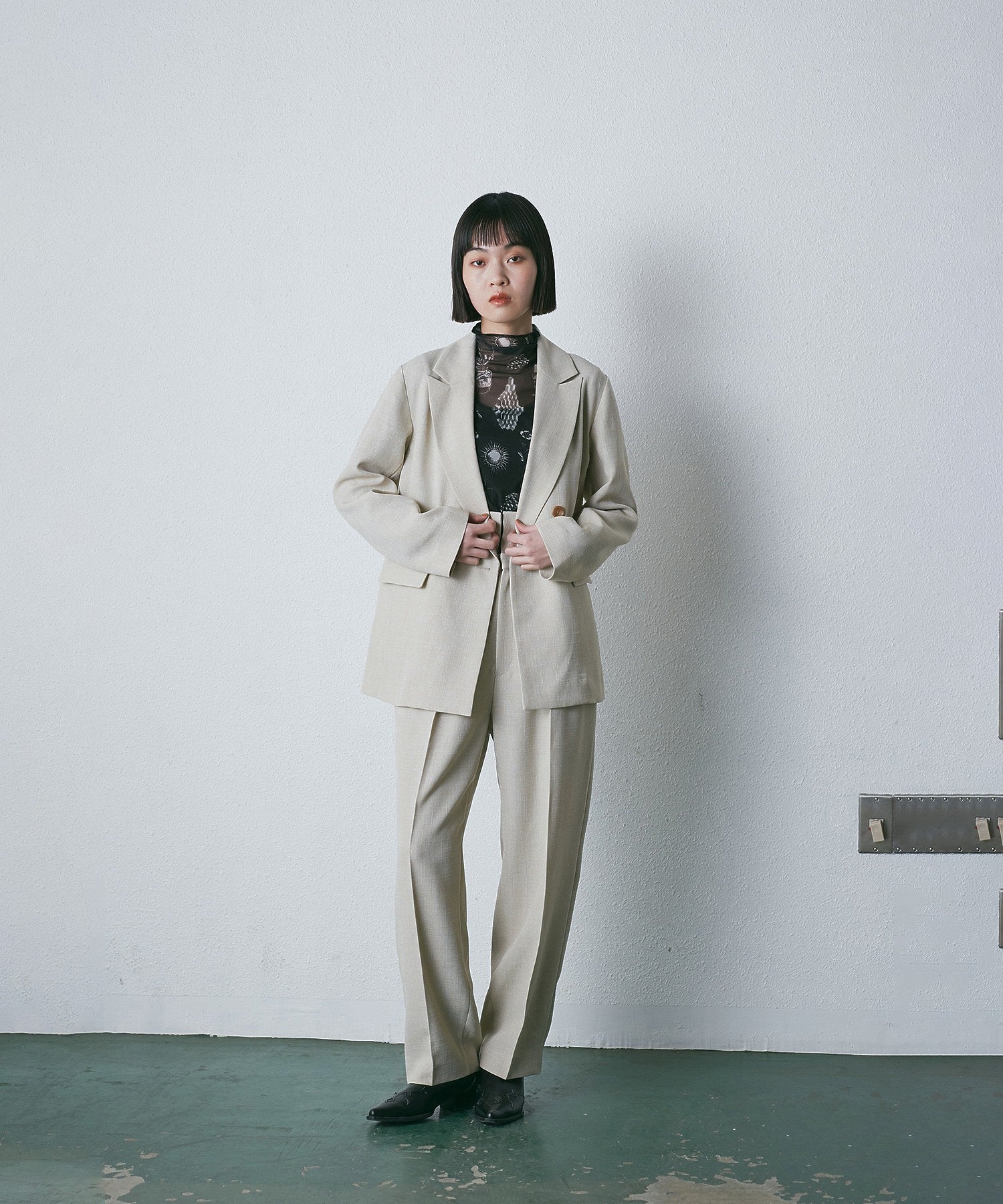 テーラードジャケット