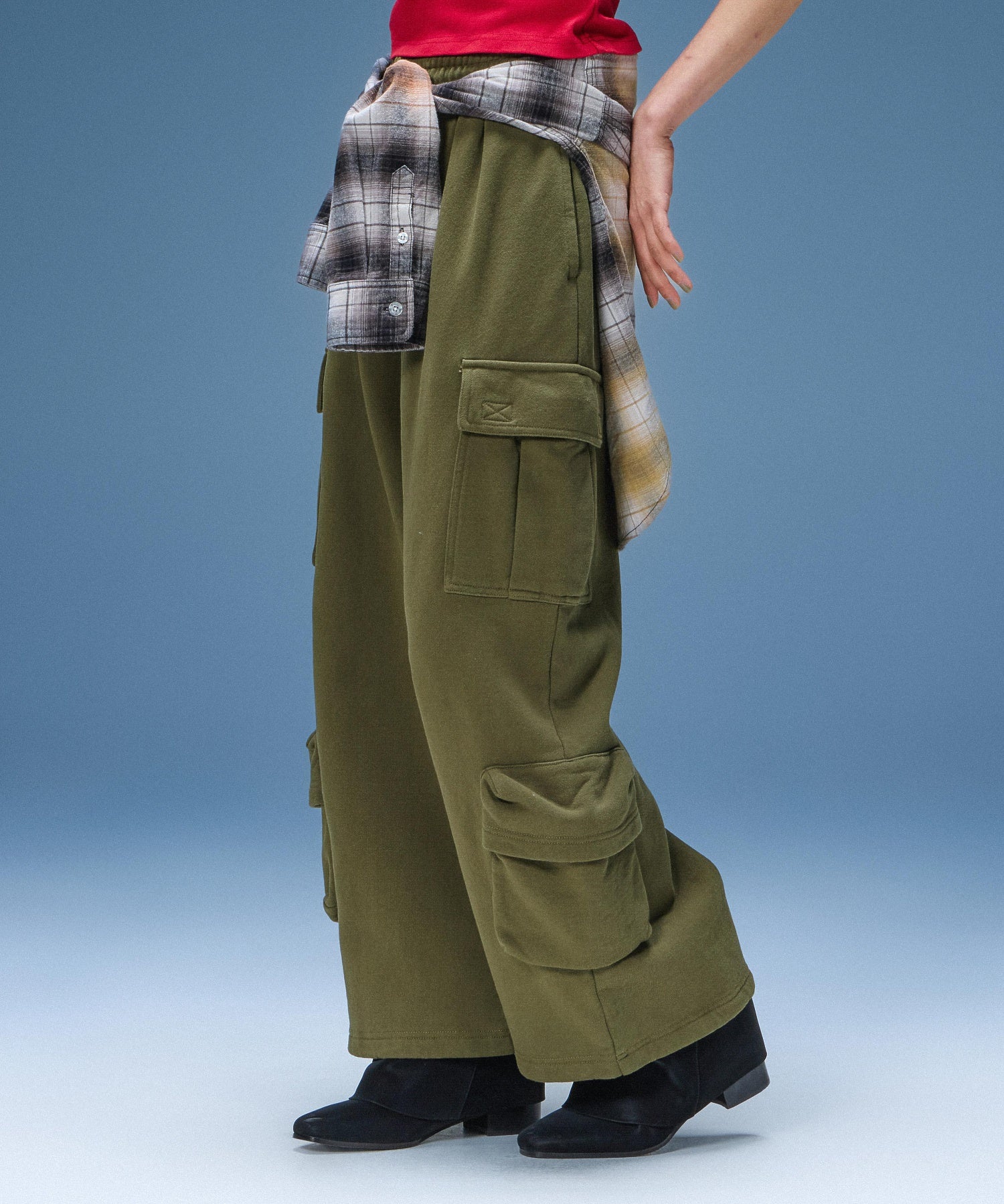 VARIOUS POCKET SWEATPANTS
