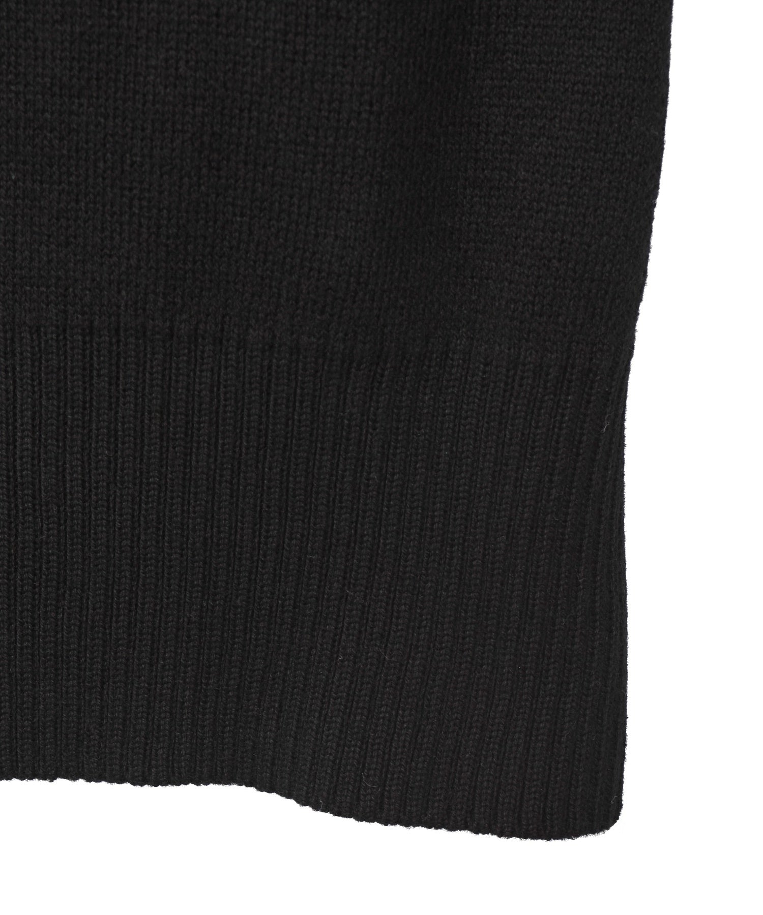 BUTTERFLY XG LOGO COMPACT KNIT TOP