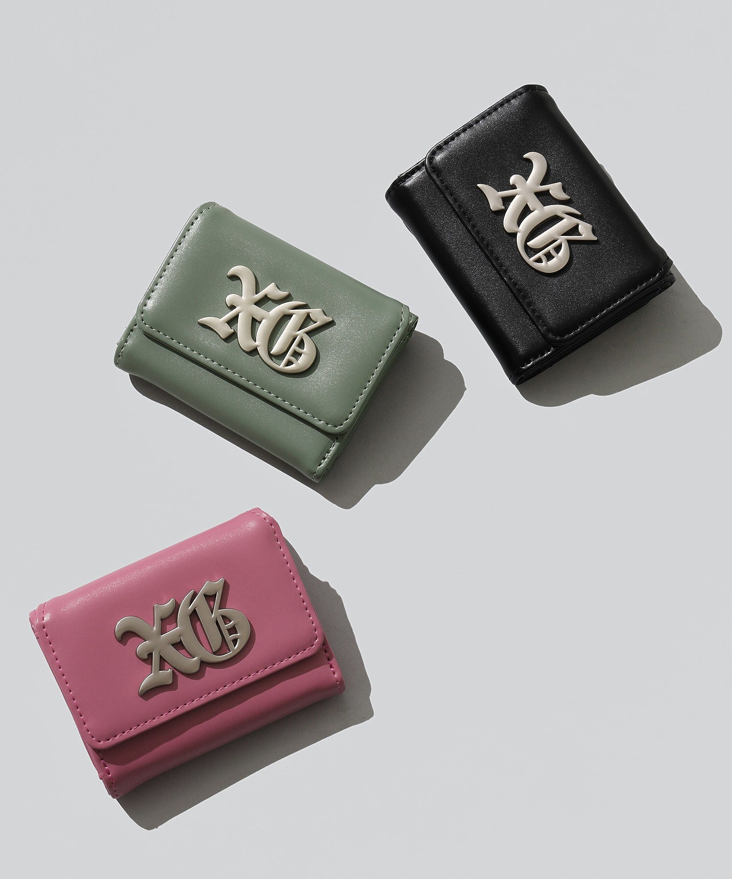 OLD ENGLISH LOGO BUCKLE FAUX LEATHER MINI WALLET