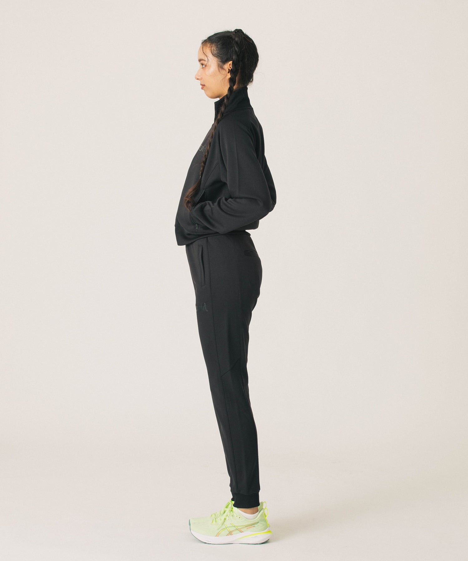 SHORT TRACK JACKET