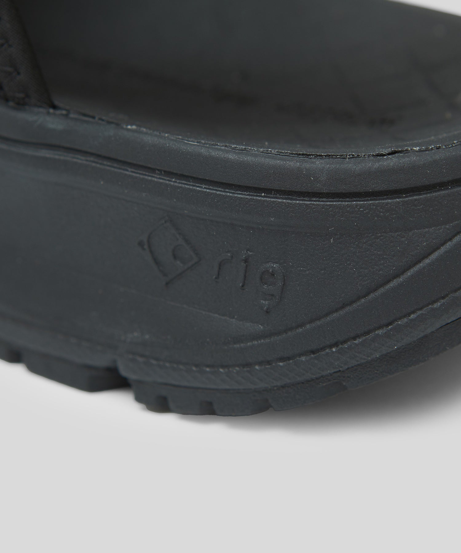 WHITE MOUNTAINEERING/ホワイトマウンテニアリング/X rig footwear kuruka 2.0 WM2671821 BLK