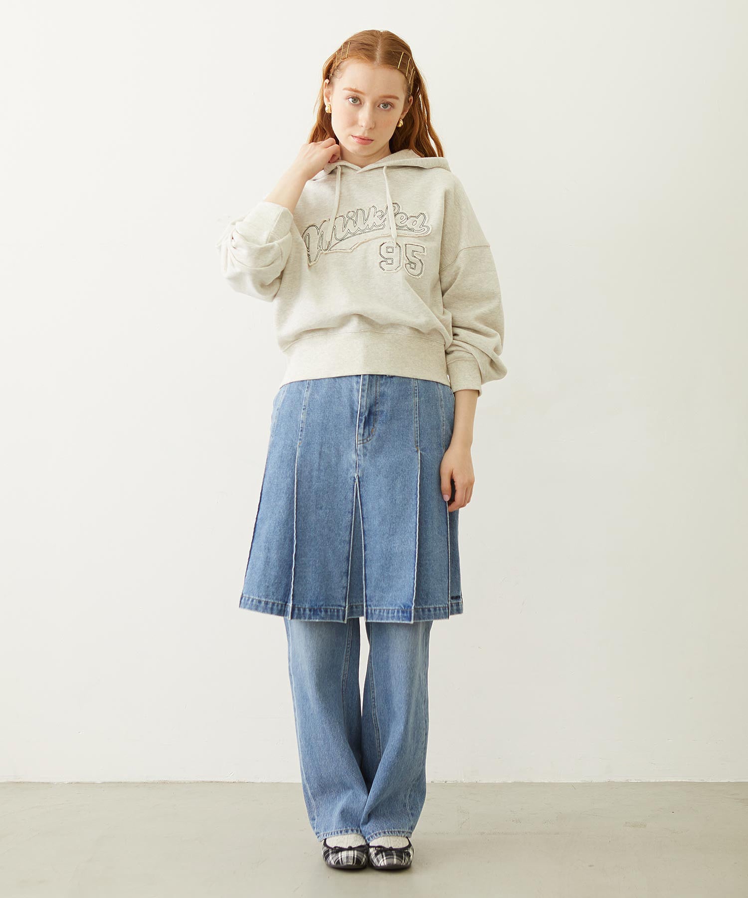 PLEATED DENIM SKIRT