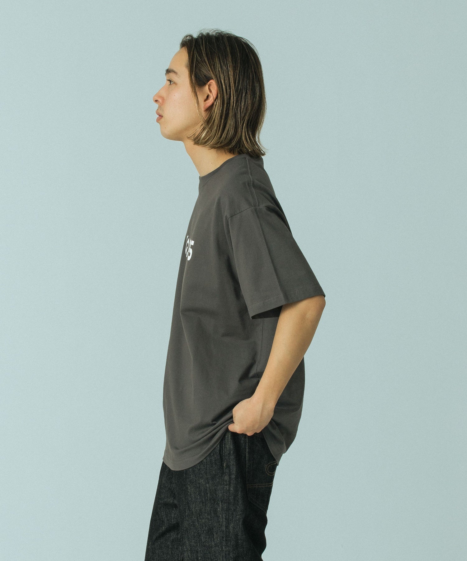 model：H174 着用サイズ：L