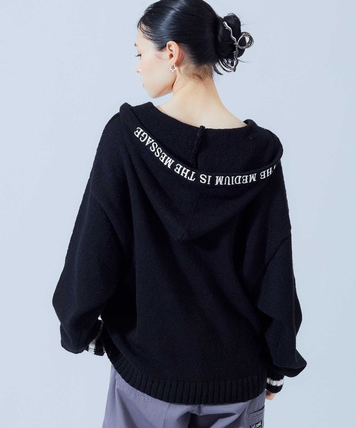 FRONT SLIT KNIT HOODIE