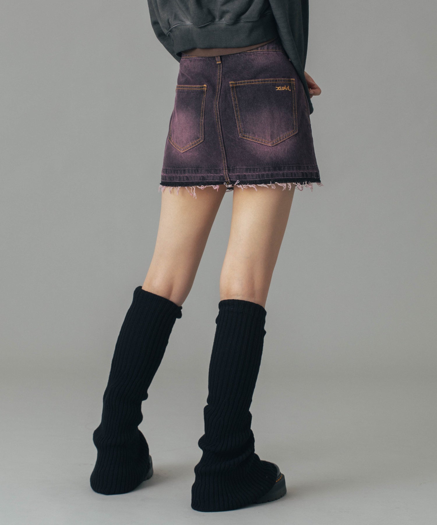 LOW RISE DENIM MINI SKIRT