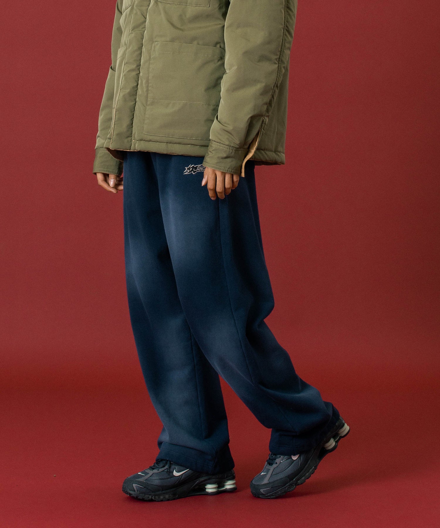 MODEL 身長183cm / 着用サイズ：Lサイズ