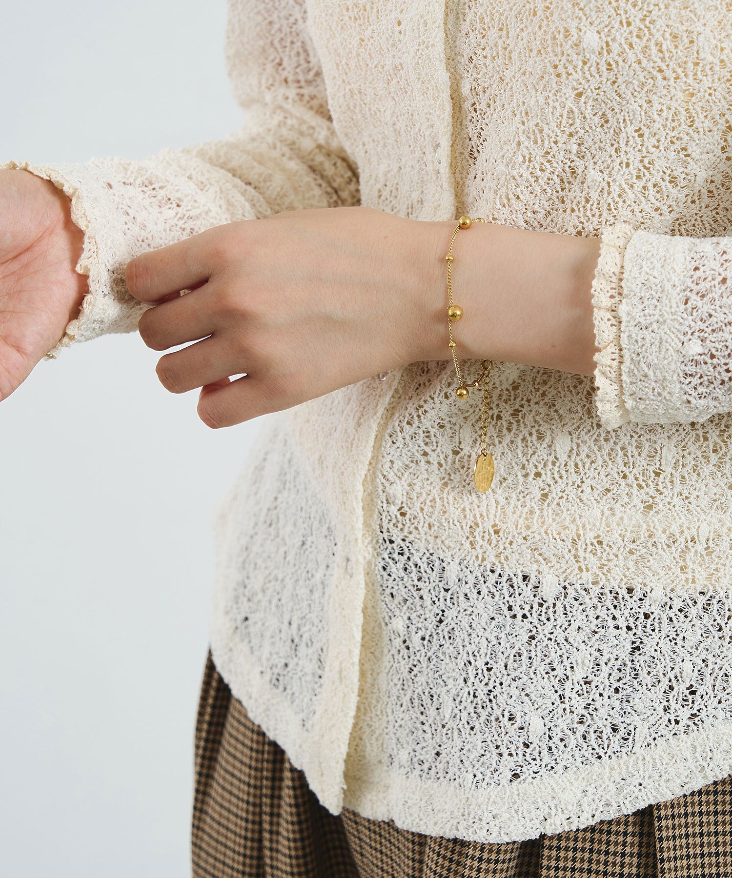 STRETCH LACE TOP