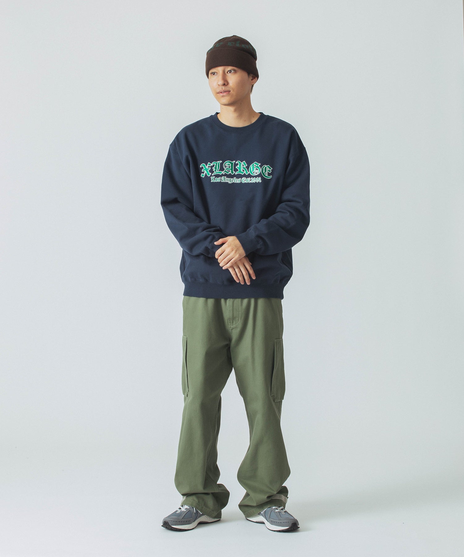 OLD ENGLISH LOGO CREWNECK SWEATSHIRT