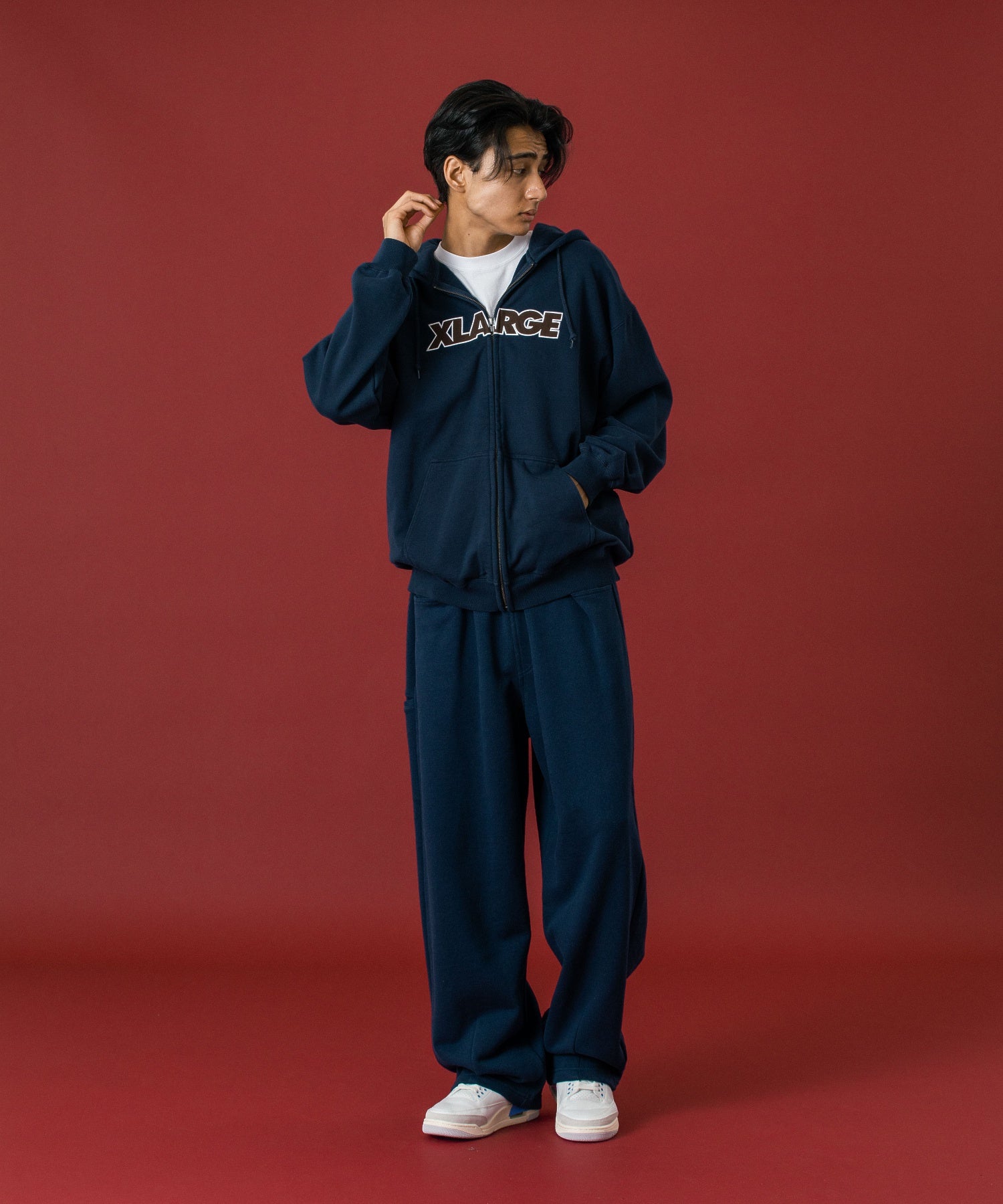 STANDARD LOGO ZIP UP HOODED SWEATSHIRT