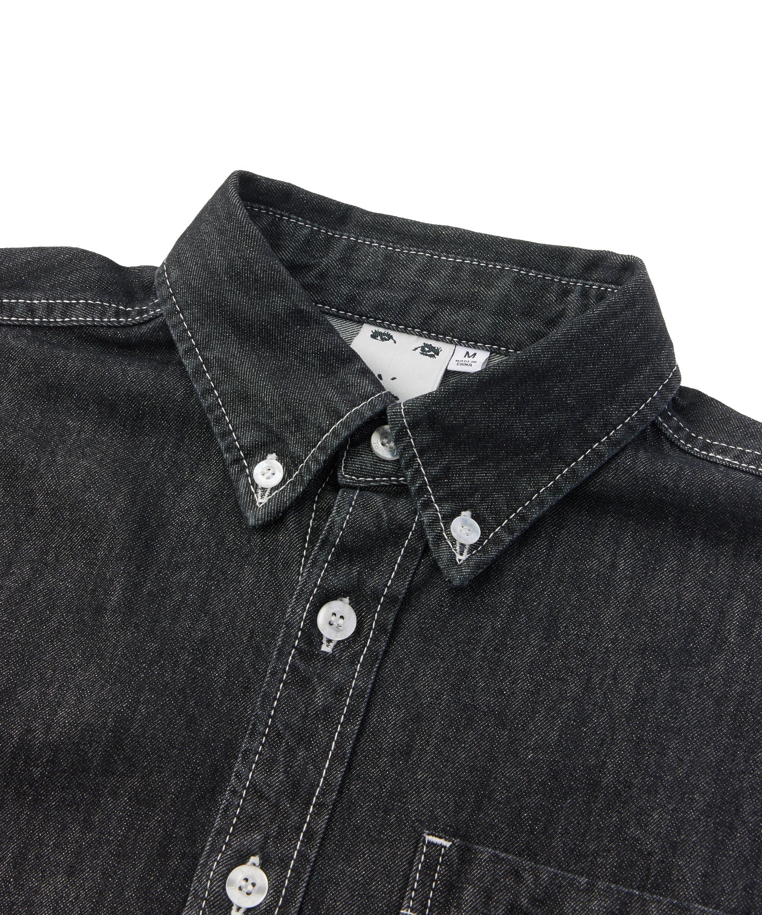 FACE LABEL BUTTON DOWN DENIM S/S SHIRT