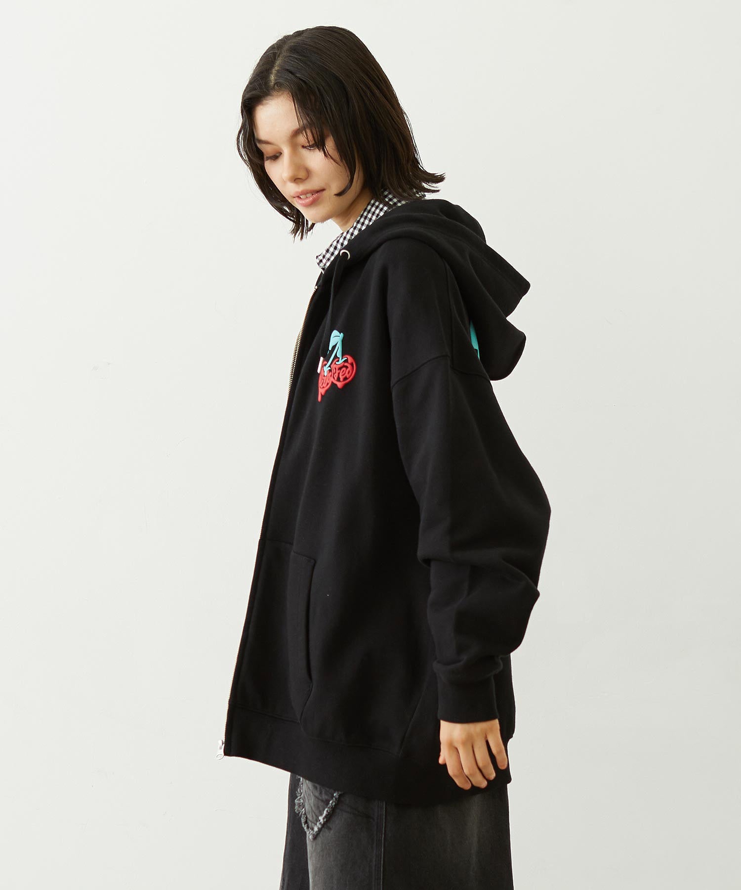 MELTY CHERRY WIDE ZIP UP HOODIE