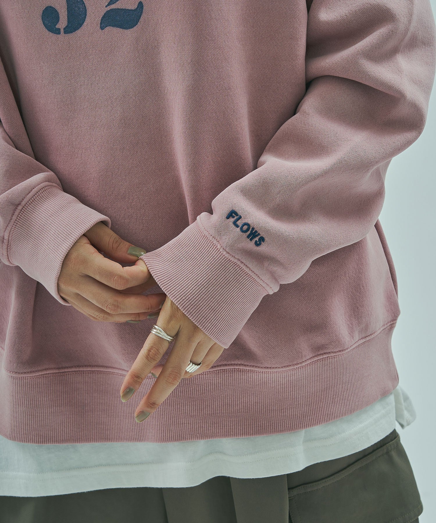 STENCIL GRAPHIC PULLOVER