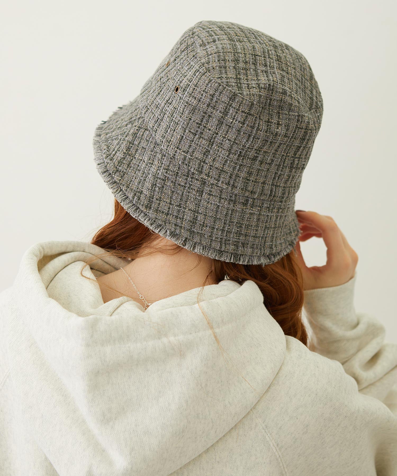 TWEED FRINGE BUCKET HAT