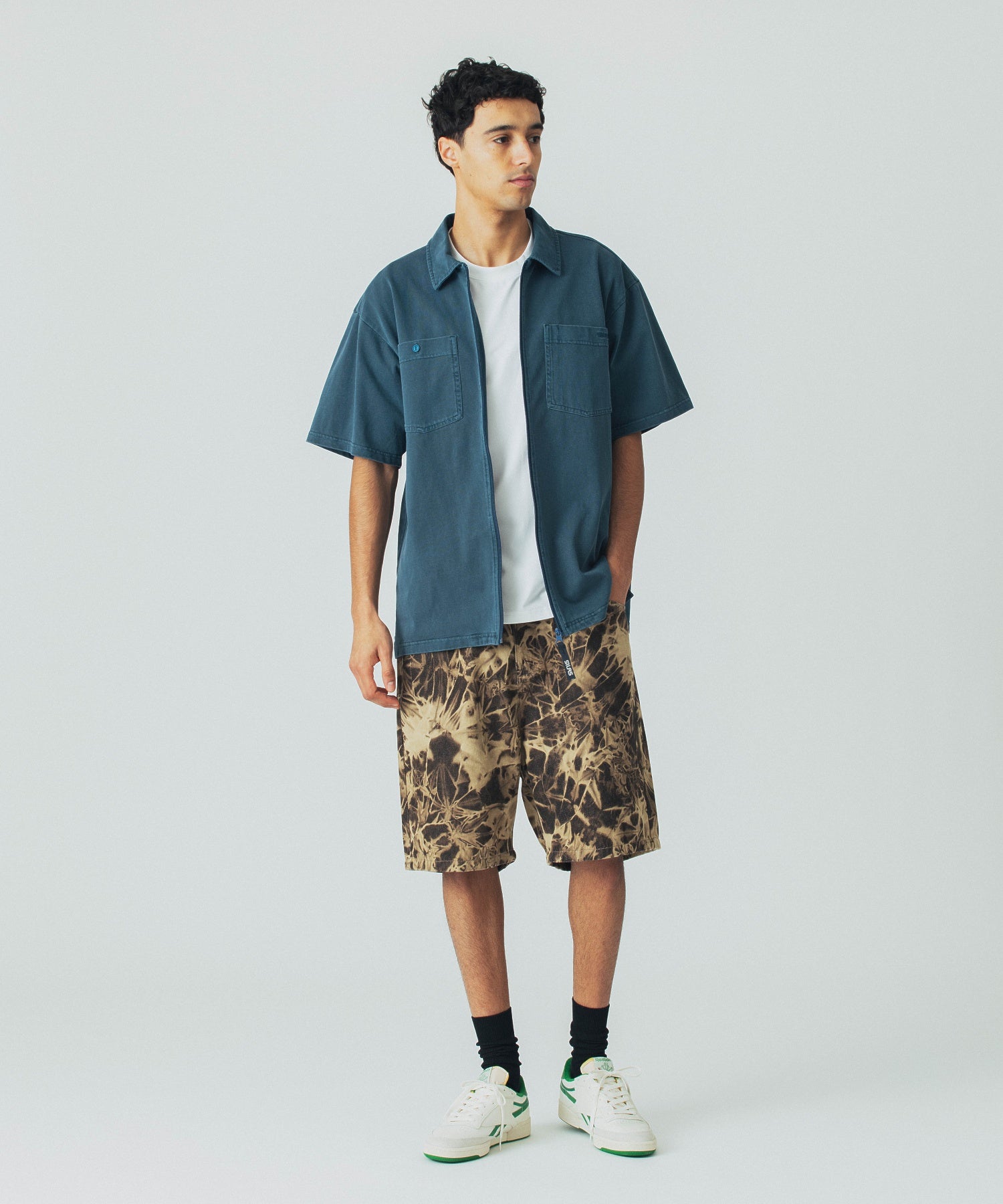 UNEVEN DYED SHORTS