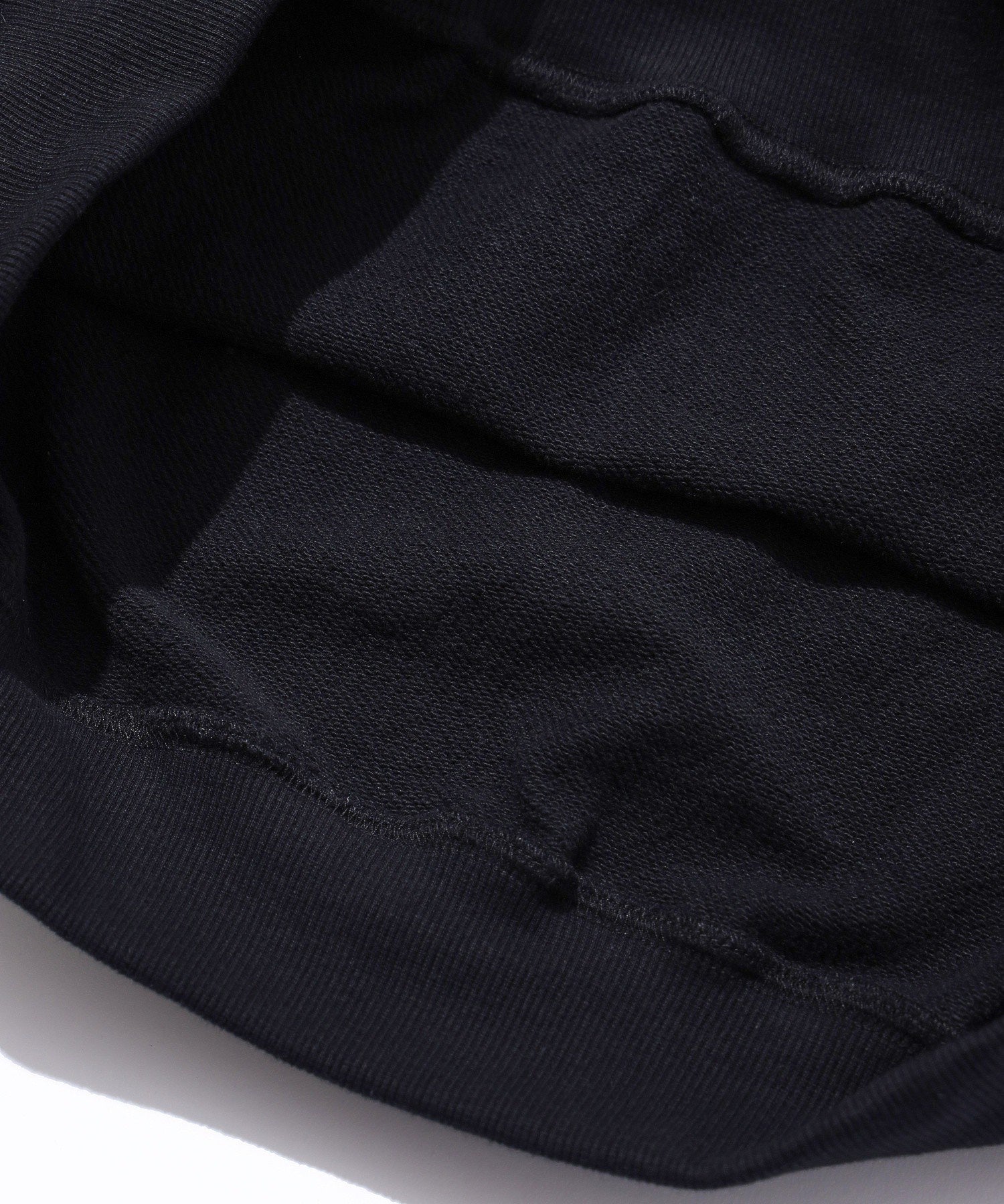 XLARGE×CYBERPUNK: EDGERUNNERS CREWNECK SWEATSHIRT