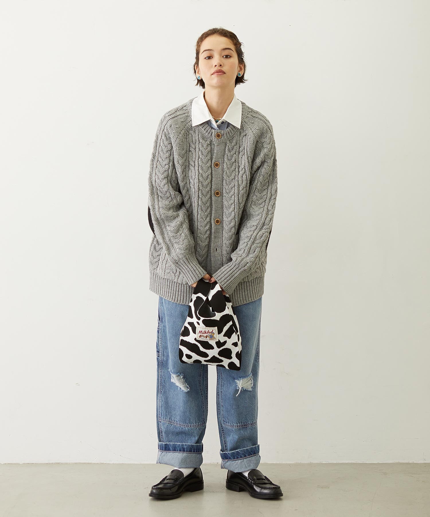 HEART ELBOW CABLE KNIT CARDIGAN