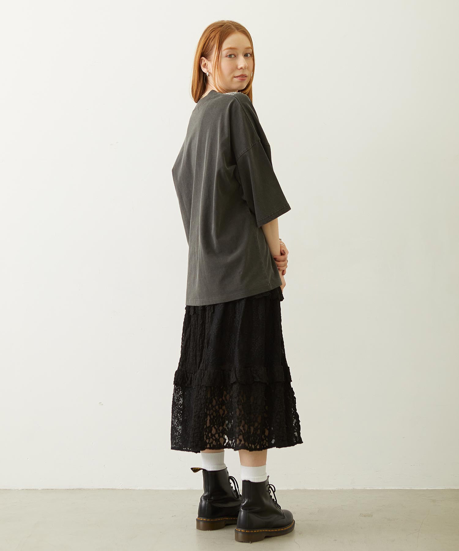 LACE S/S TOP