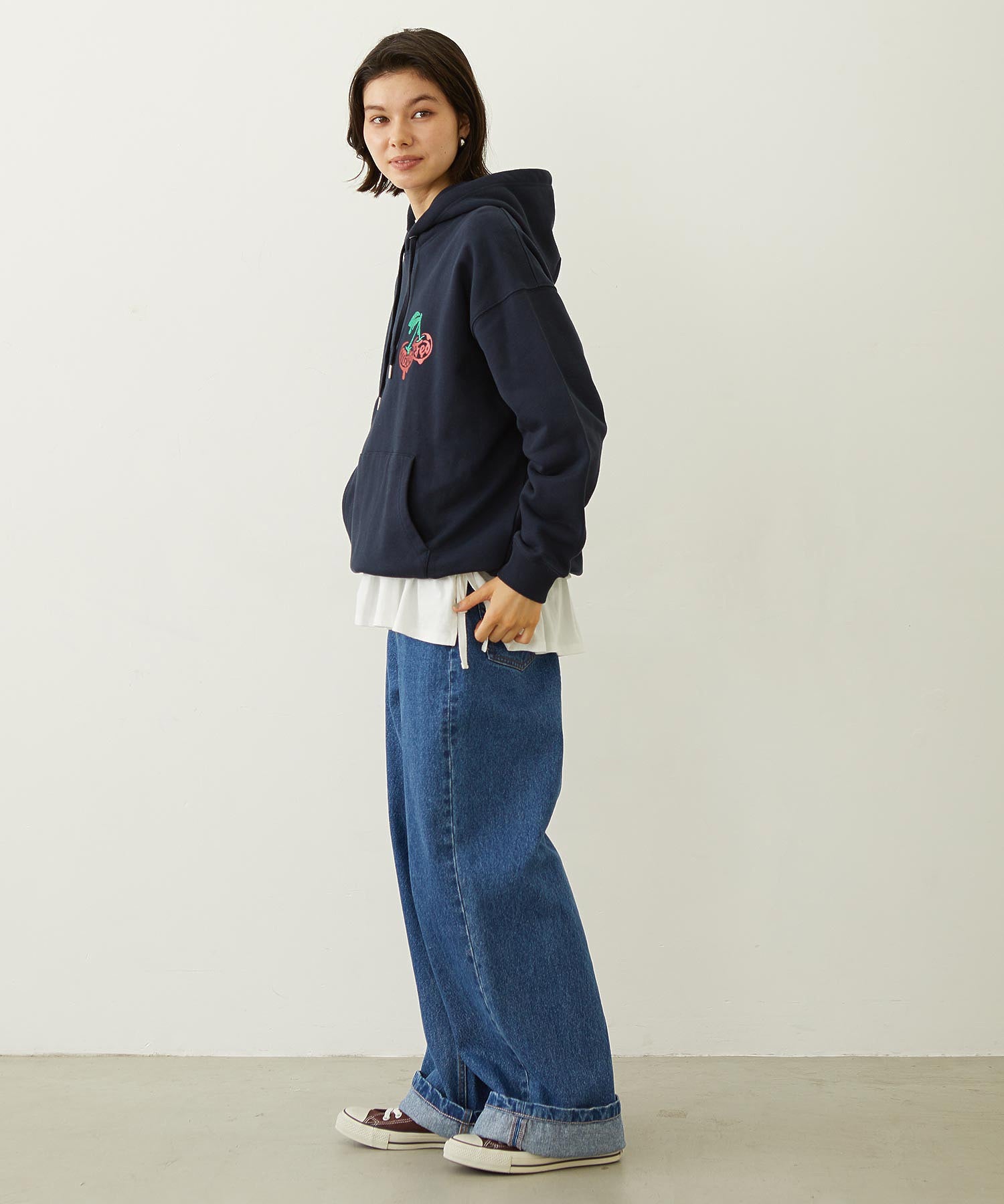 MELTY CHERRY SWEAT HOODIE