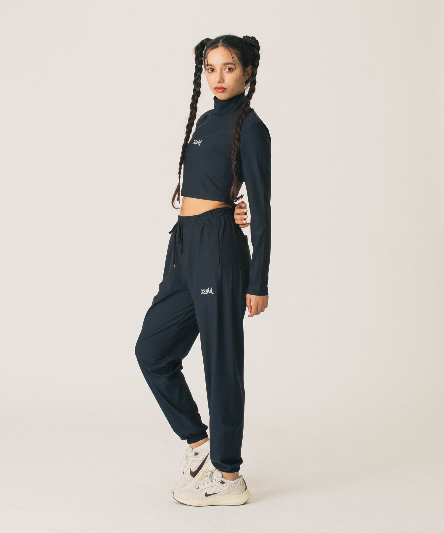 HIGH NECK SHORT LS TOP