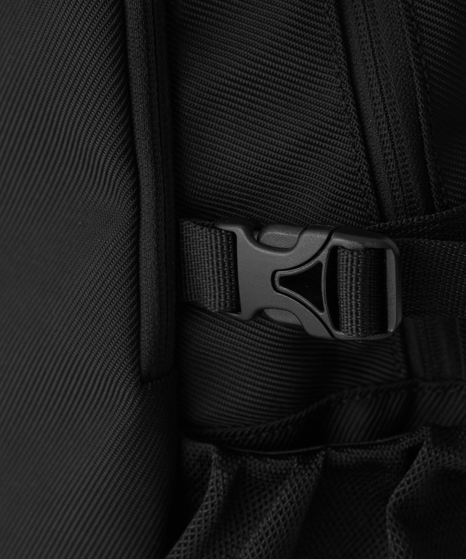 XG EMBLEM BACKPACK