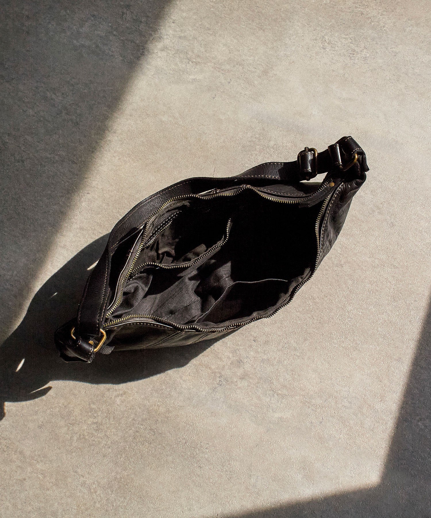 MILLELA FIRENZE/GARMENT DYED SHOULDER BAG