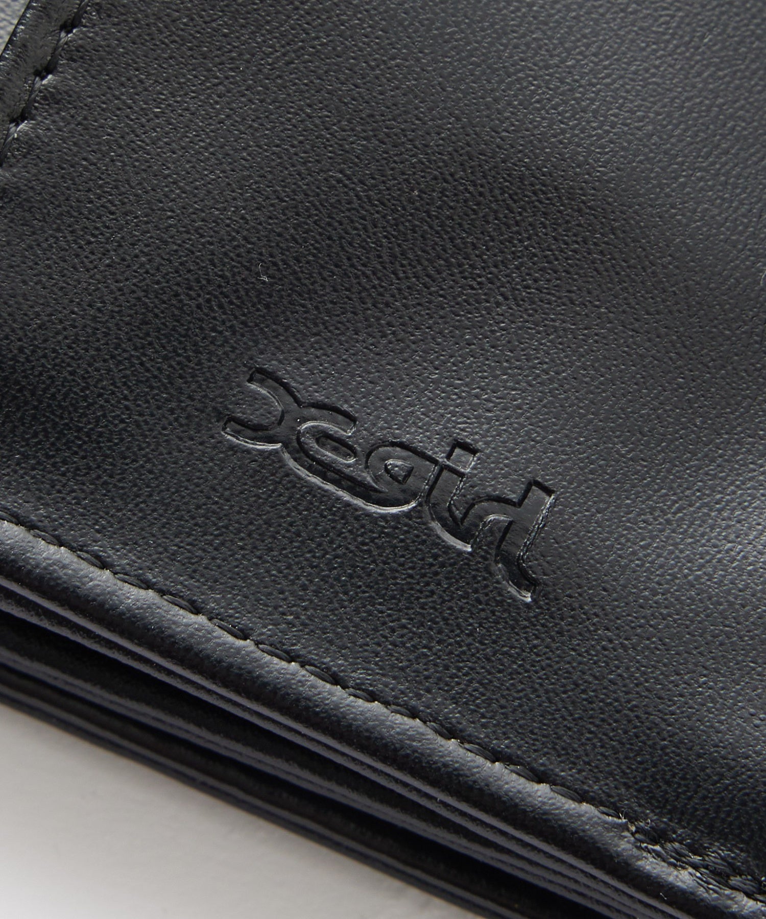 COLOR OVAL LOGO BUCKLE MINI WALLET