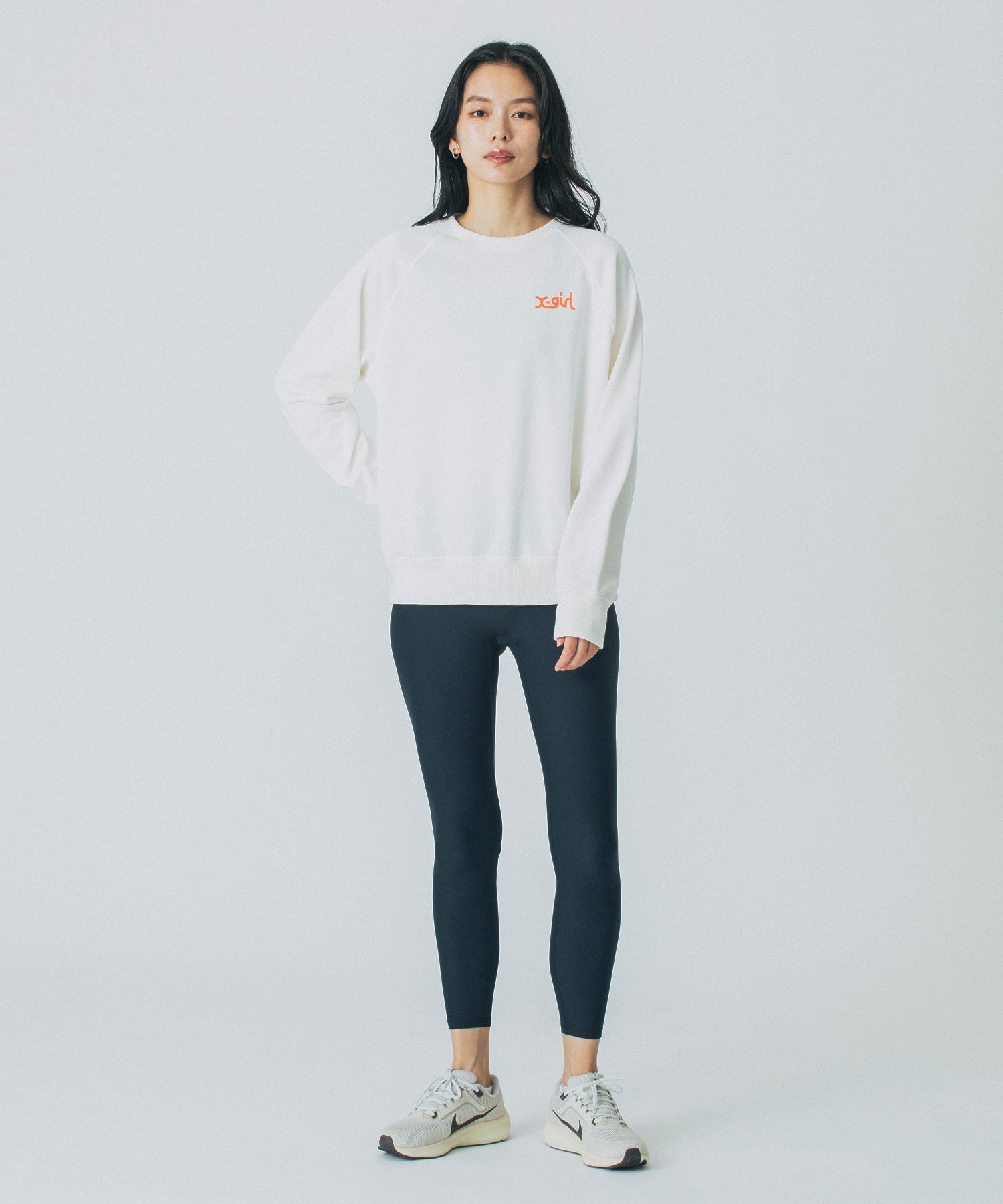 CREWNECK SWEATSHIRT