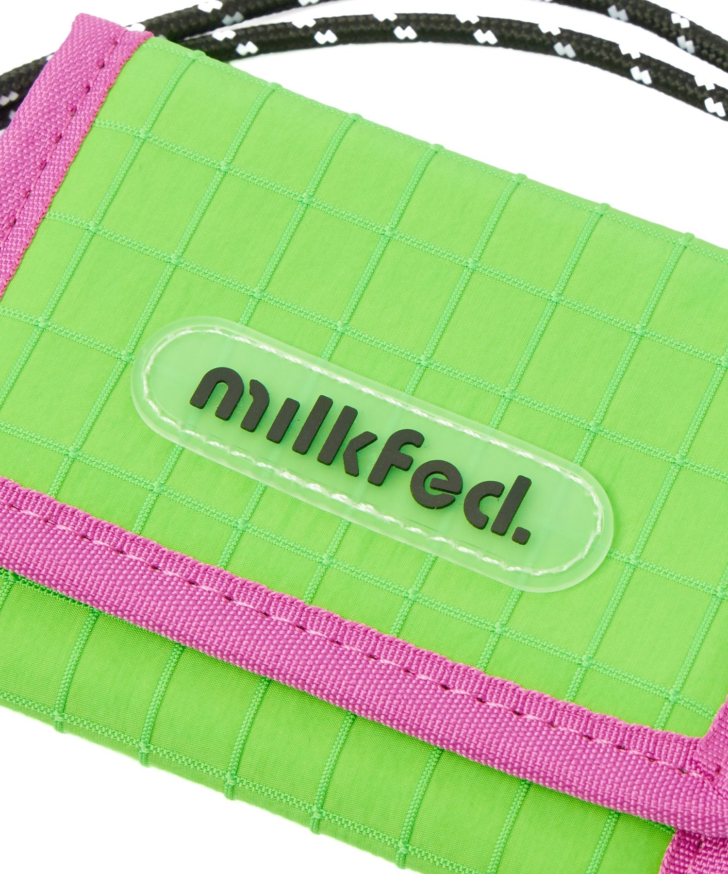 GRID PATTERN TRI-FOLD WALLET