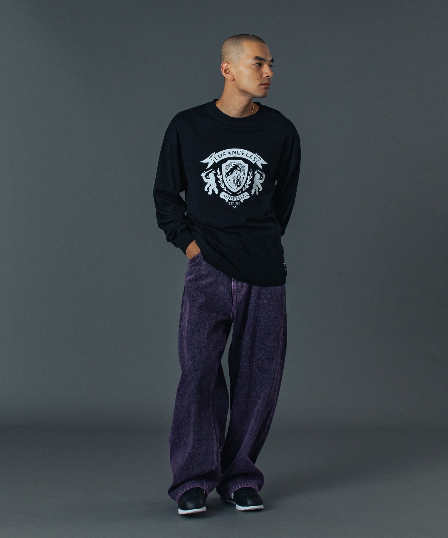 EMBOSSED DENIM PANTS