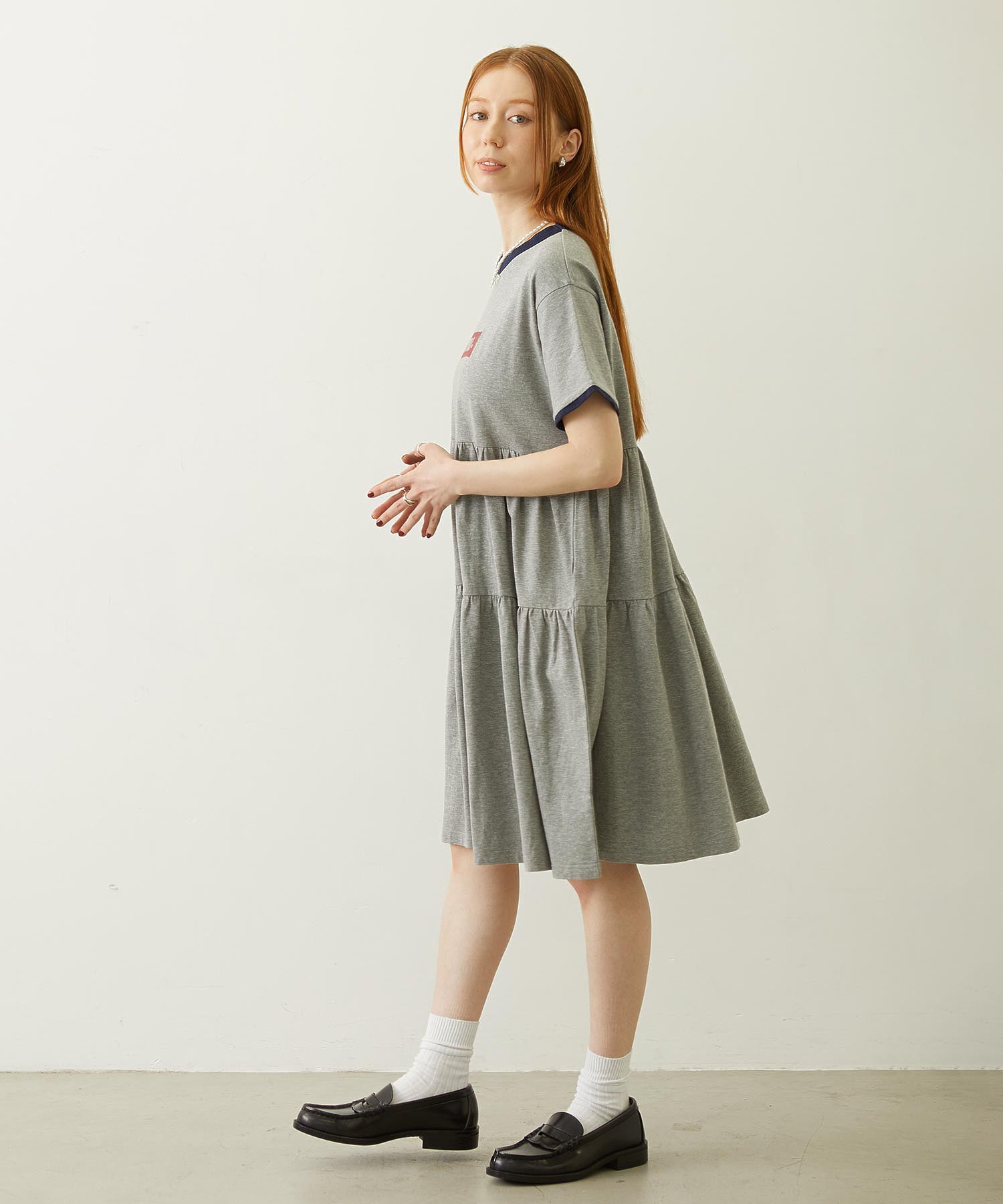 BAR LOGO TIERED DRESS