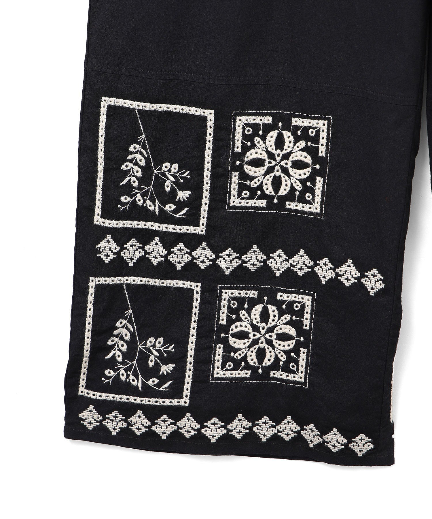 FLOWER EMBROIDARY EASY PANTS