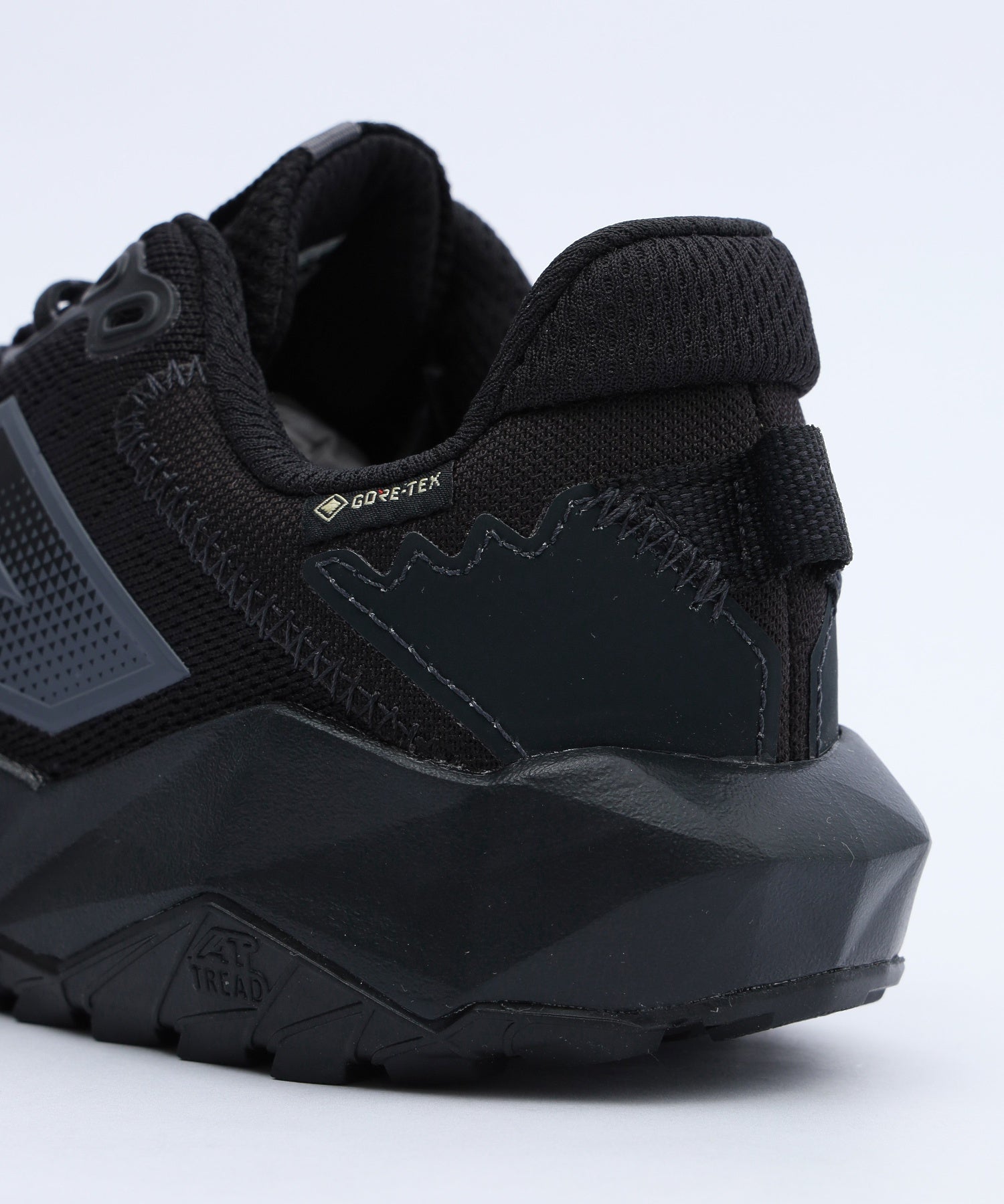 NEW BALANCE/ニューバランス/W DynaSoft Nitrel v6 GORE-TEX WTNTRGB6