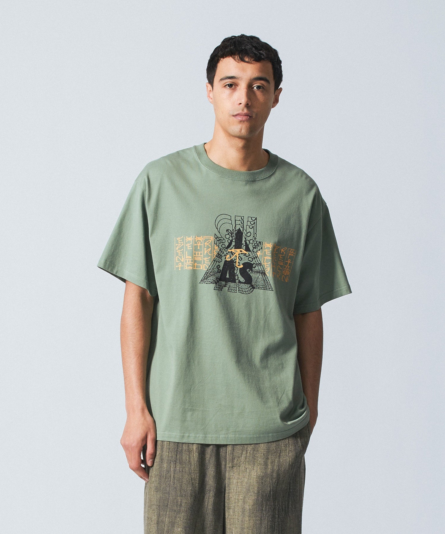 PYRAMIDION S/S TEE