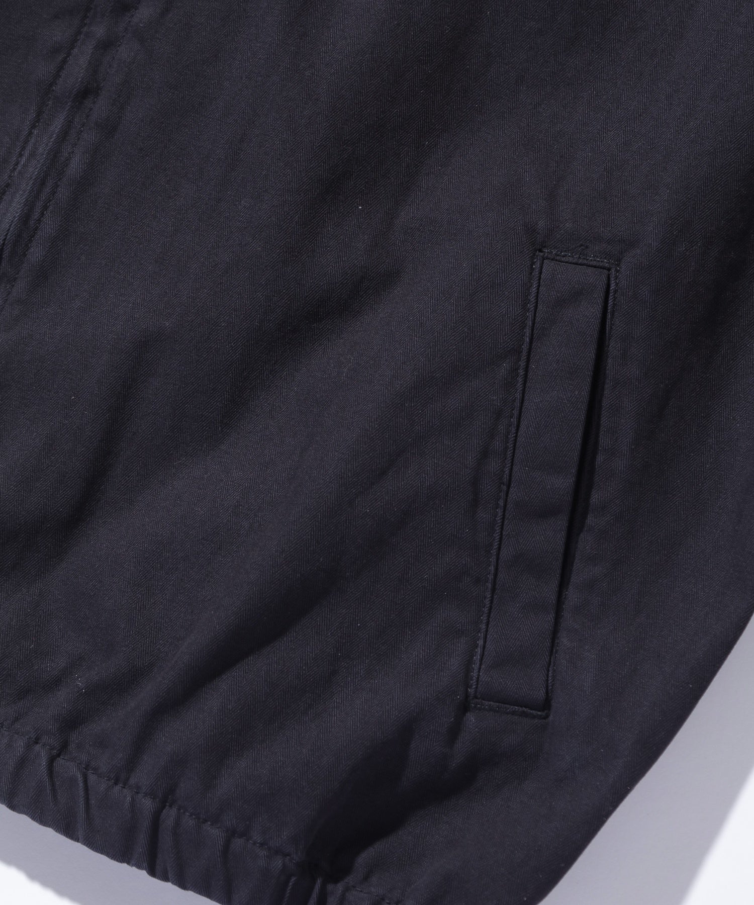 LIGHT HOODED JACKET
