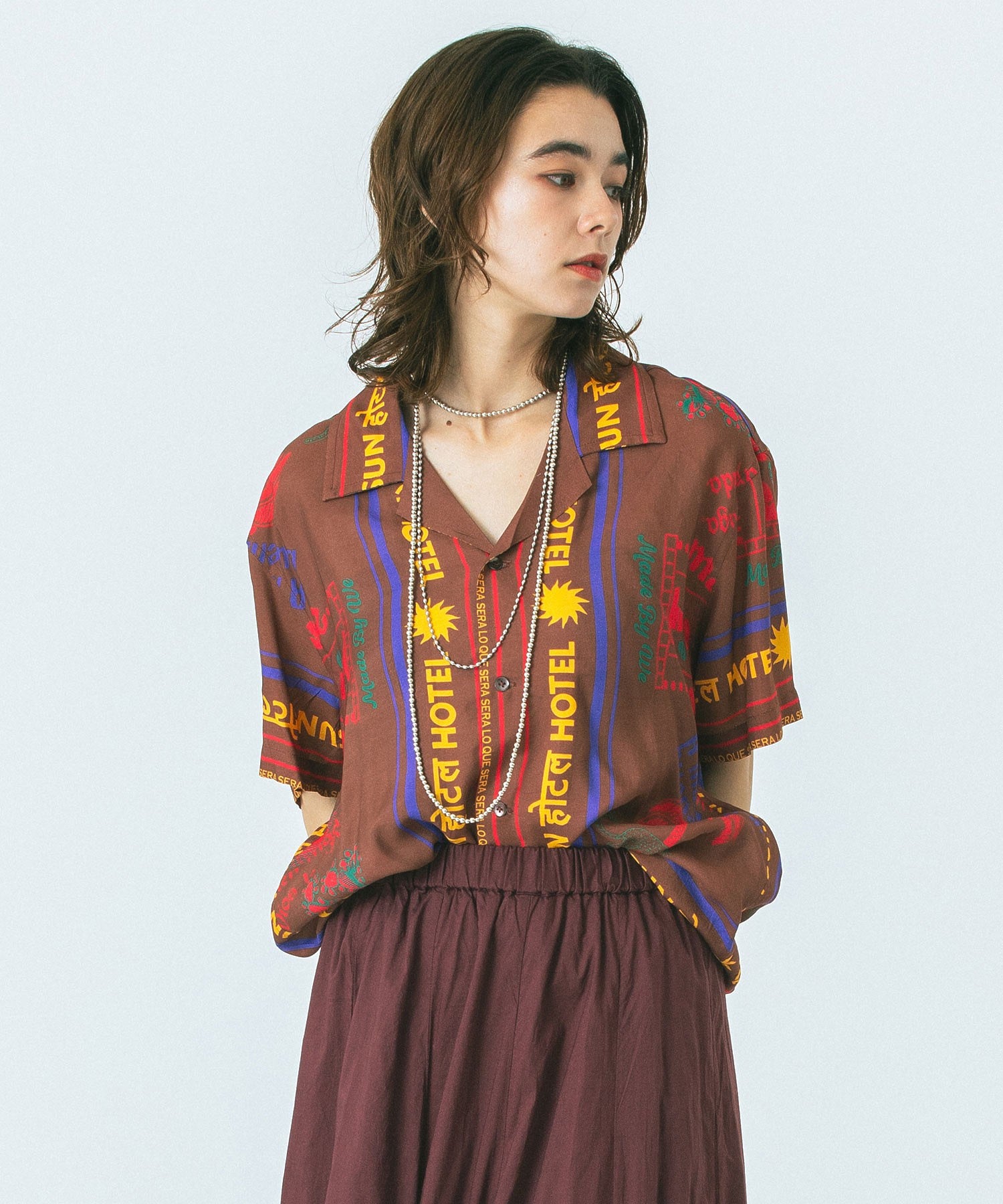 model:172cm 着用サイズ:ONE SIZE 　※実際の商品は、前開きの合わせが右上前となります。