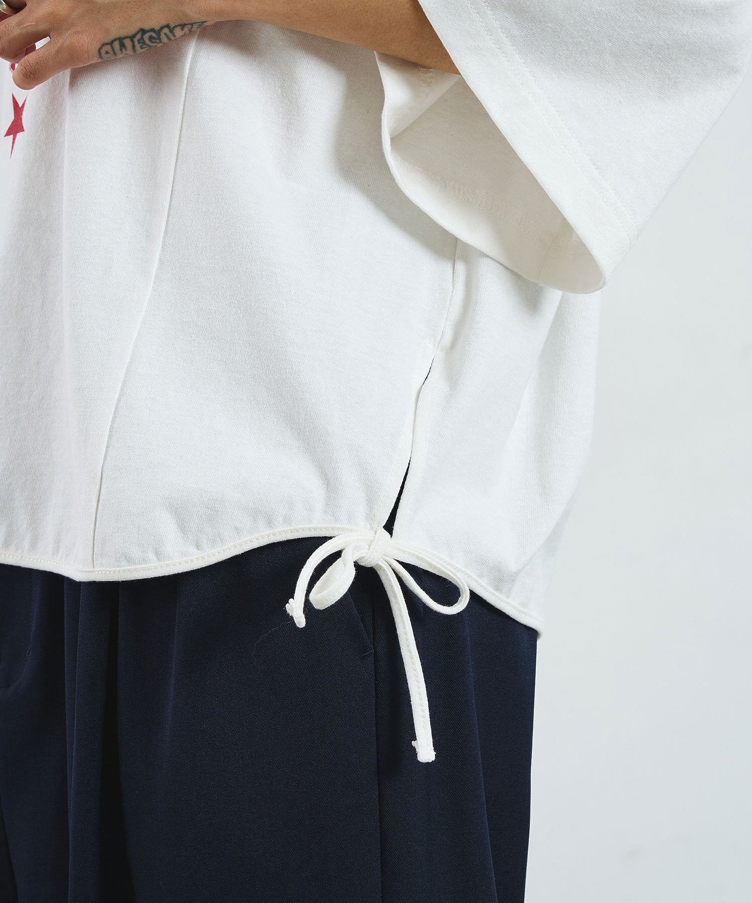 OKIRAKU×ROSEBUD/SEQUIN LOGO TOP