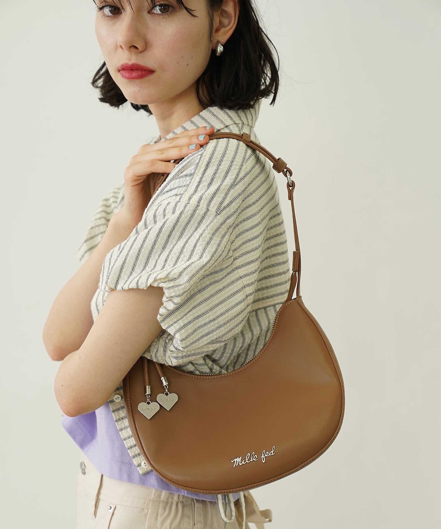 HEART CHARM ONE HANDLE BAG