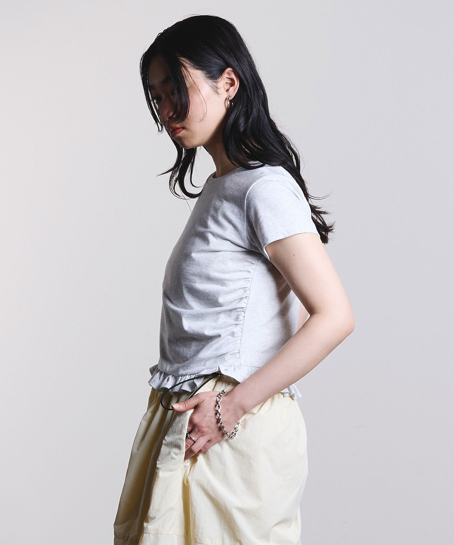 FRILL HEM TOP