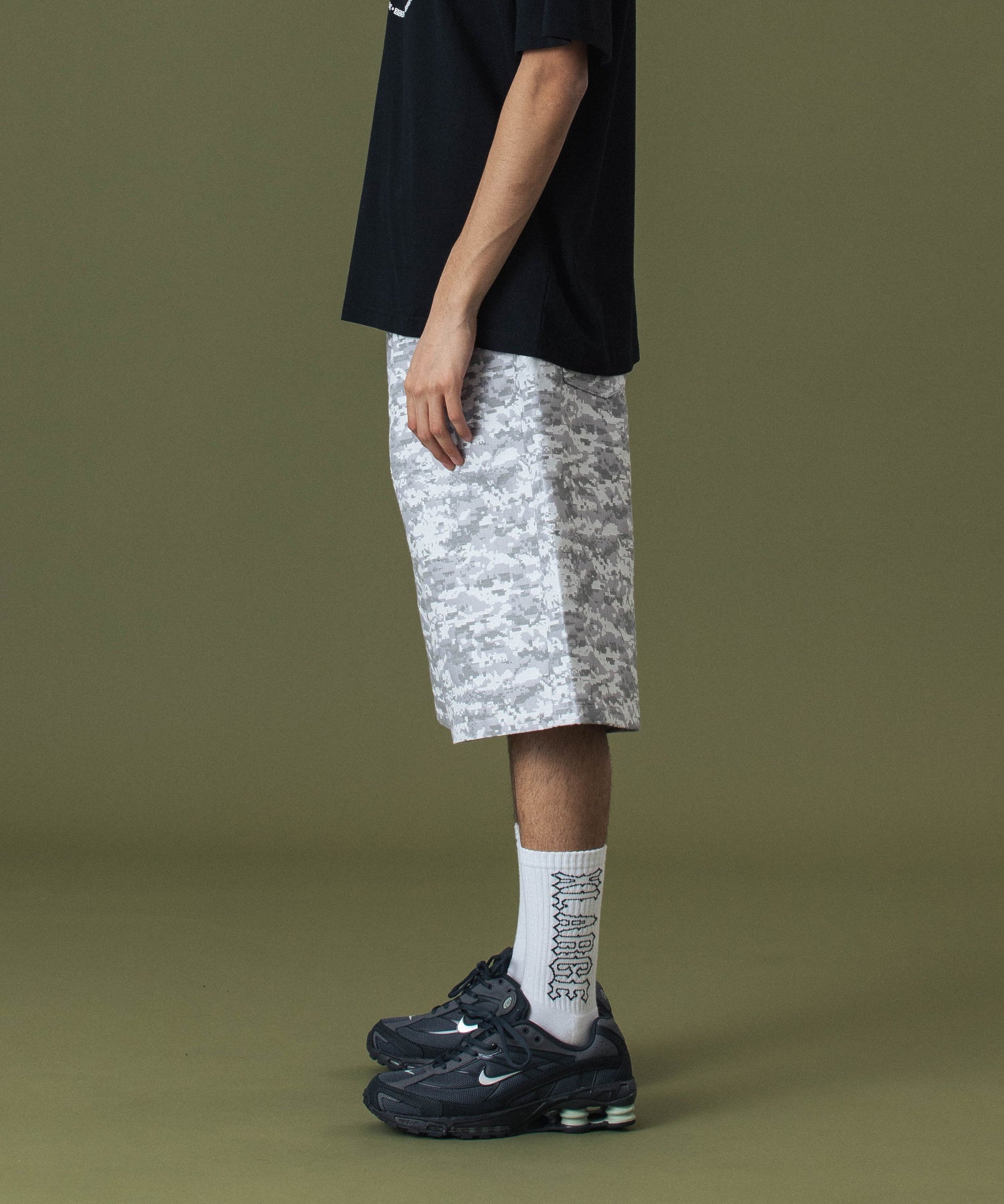 DIGITAL CAMO JACQUARD SHORTS