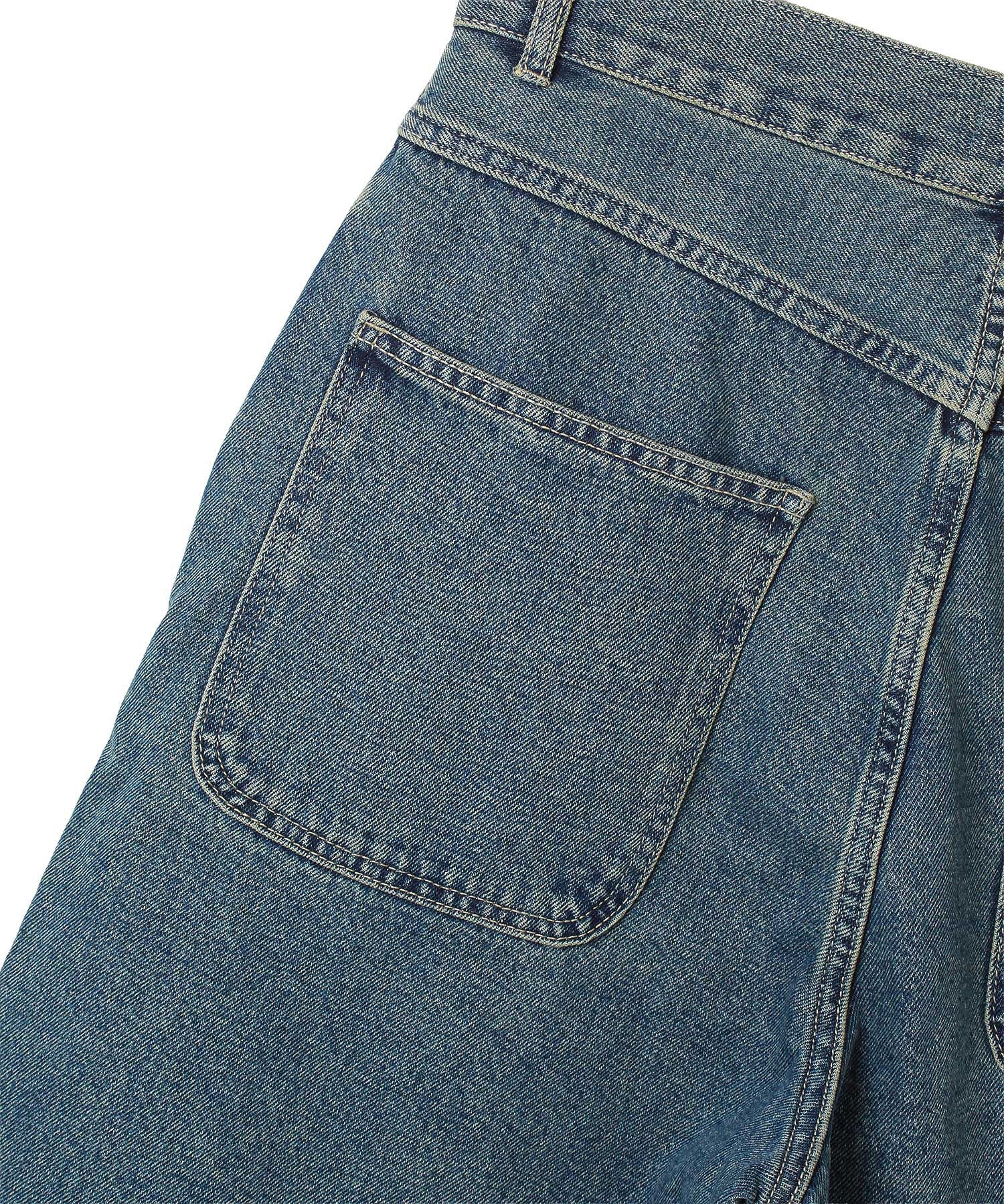 carne bollente/LOVE SHORTS