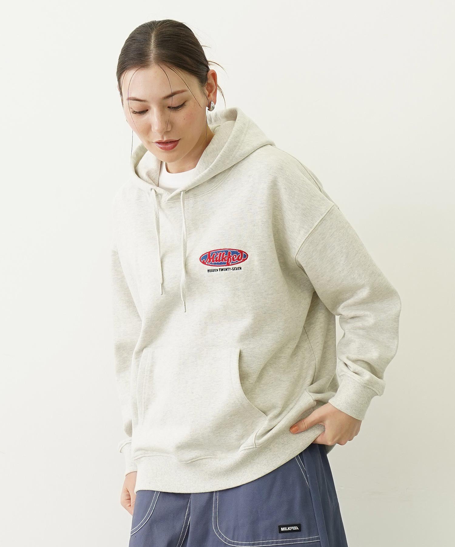 OVAL LOGO EMBROIDERY SWEAT HOODIE