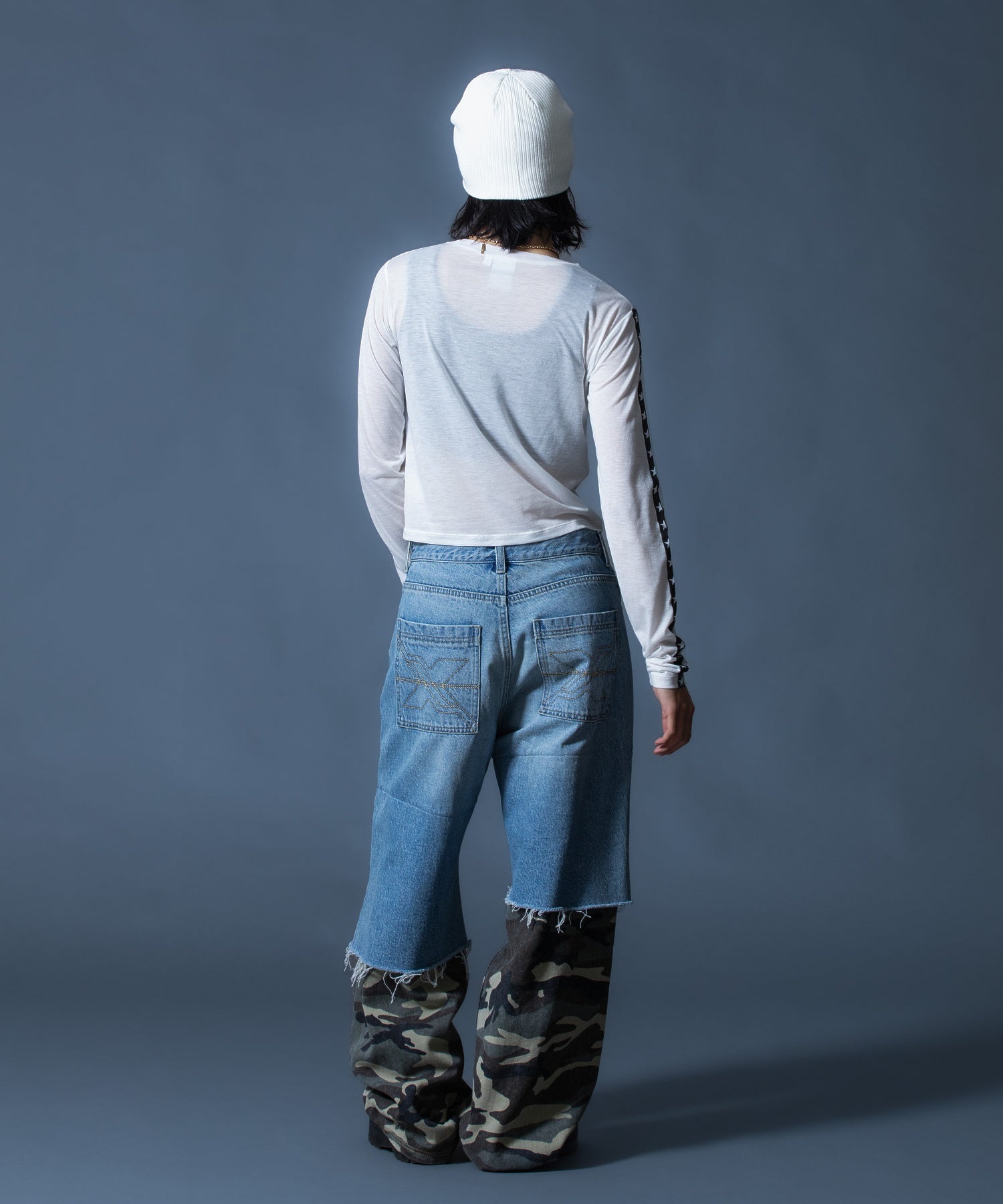 STAR STRIPED SLEEVE SHEER L/S TOP