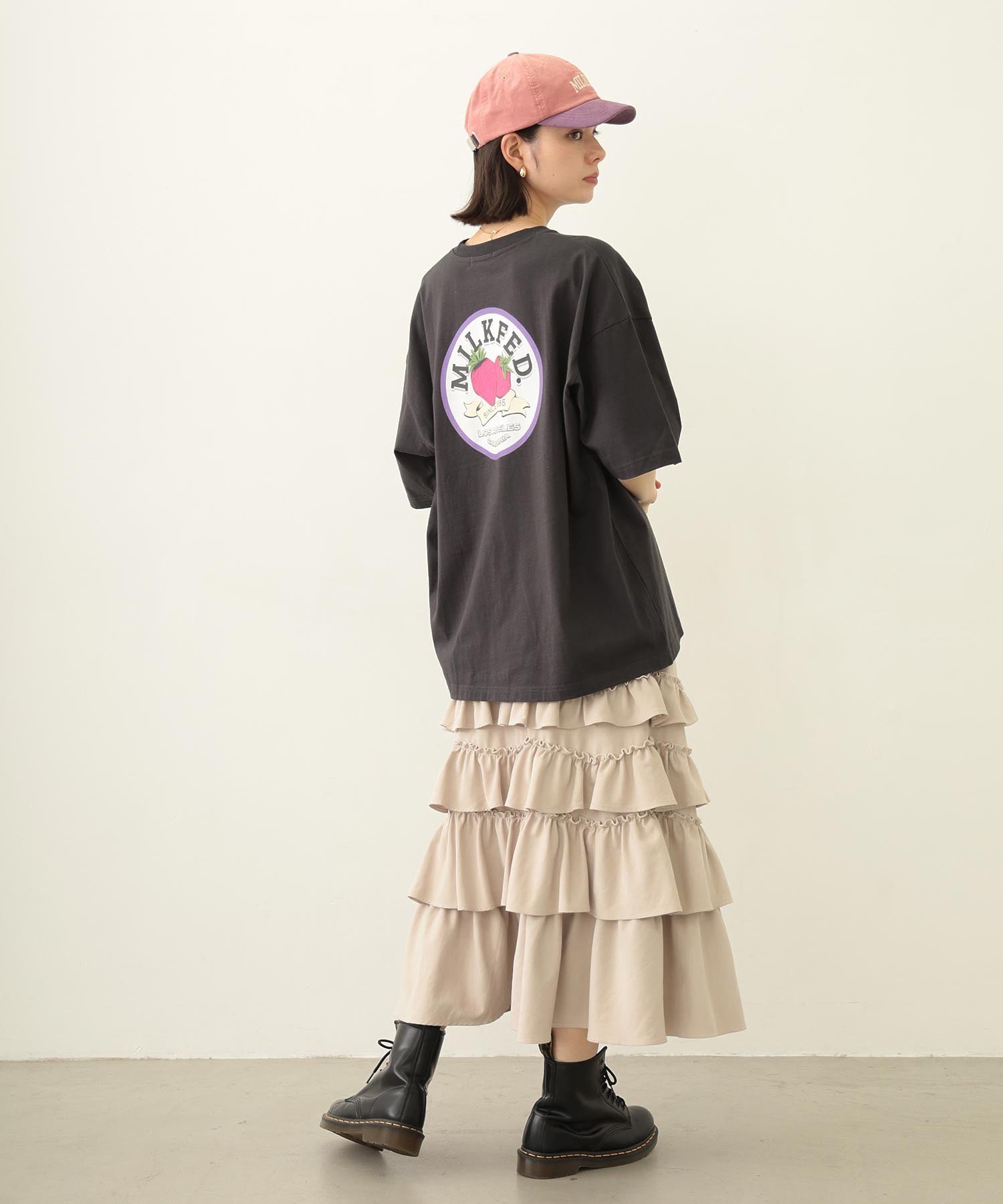 CIRCLE STRAWBERRY LOGO S/S TEE